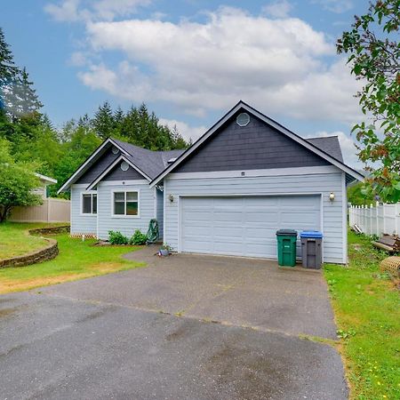 Lakefront Bremerton Vacation Rental With Hot Tub! Brinnon Exteriér fotografie